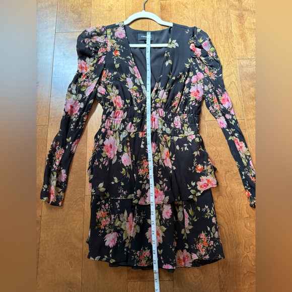 Revolve Yumi Kim samba dress in flirty floral black - Picture 6 of 7